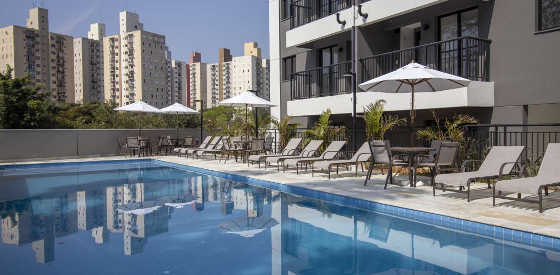 Piscina - Apartamento em Jardim Umarizal