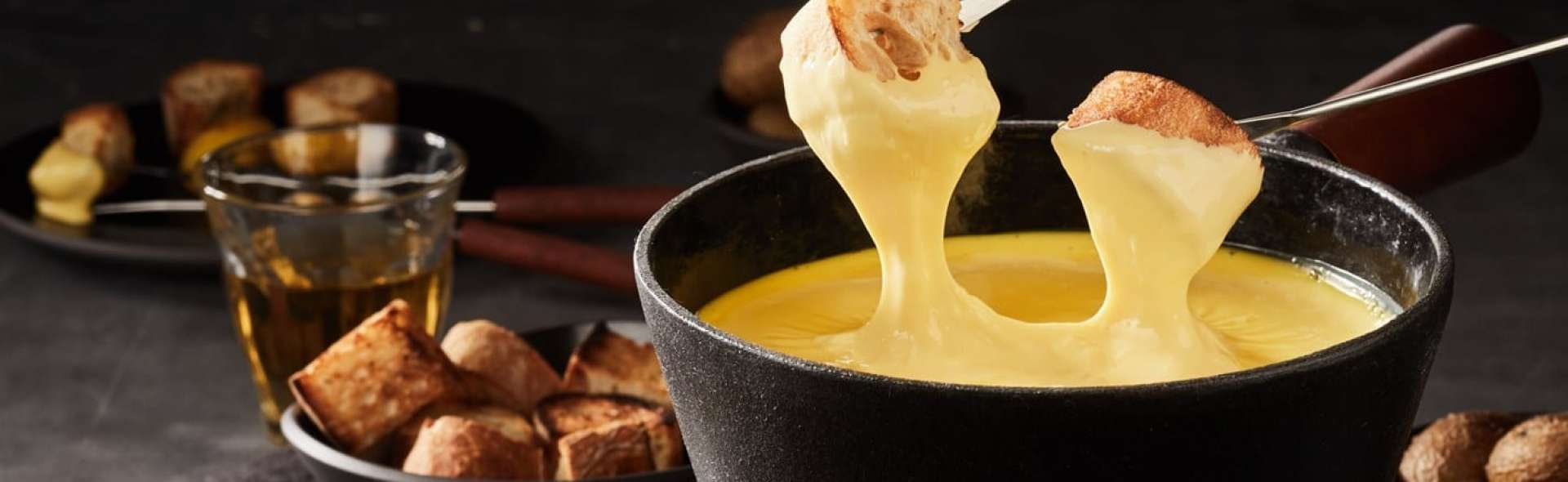 Noite do Fondue em casa: aproveite o frio no melhor estilo!